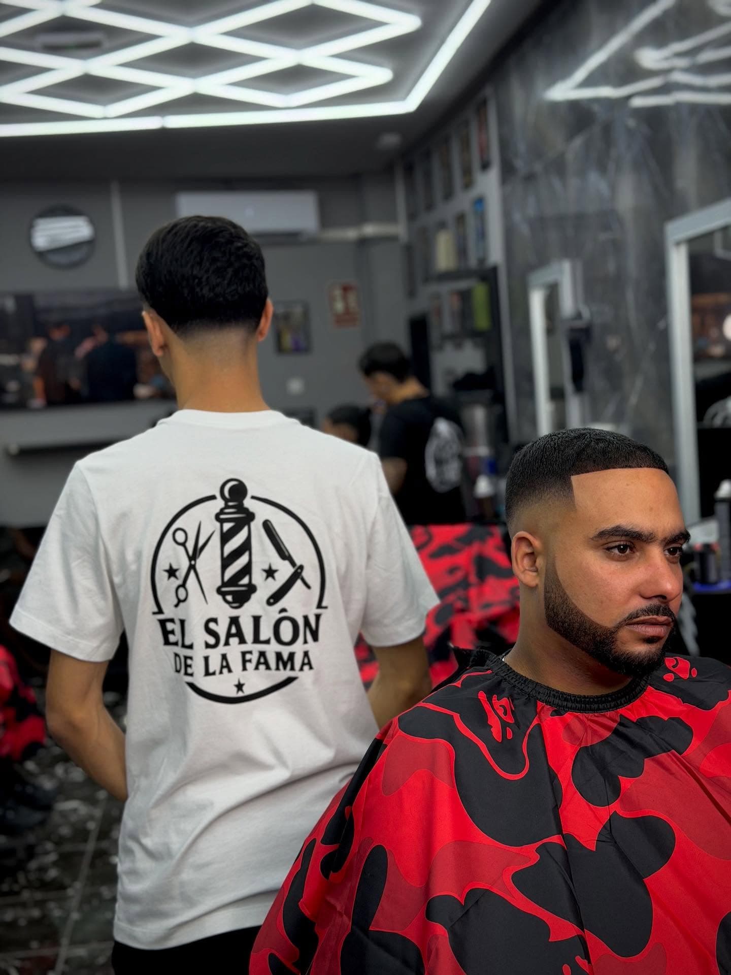 Fade haircut performed on a client at El Salon de la Fama, Arrecife